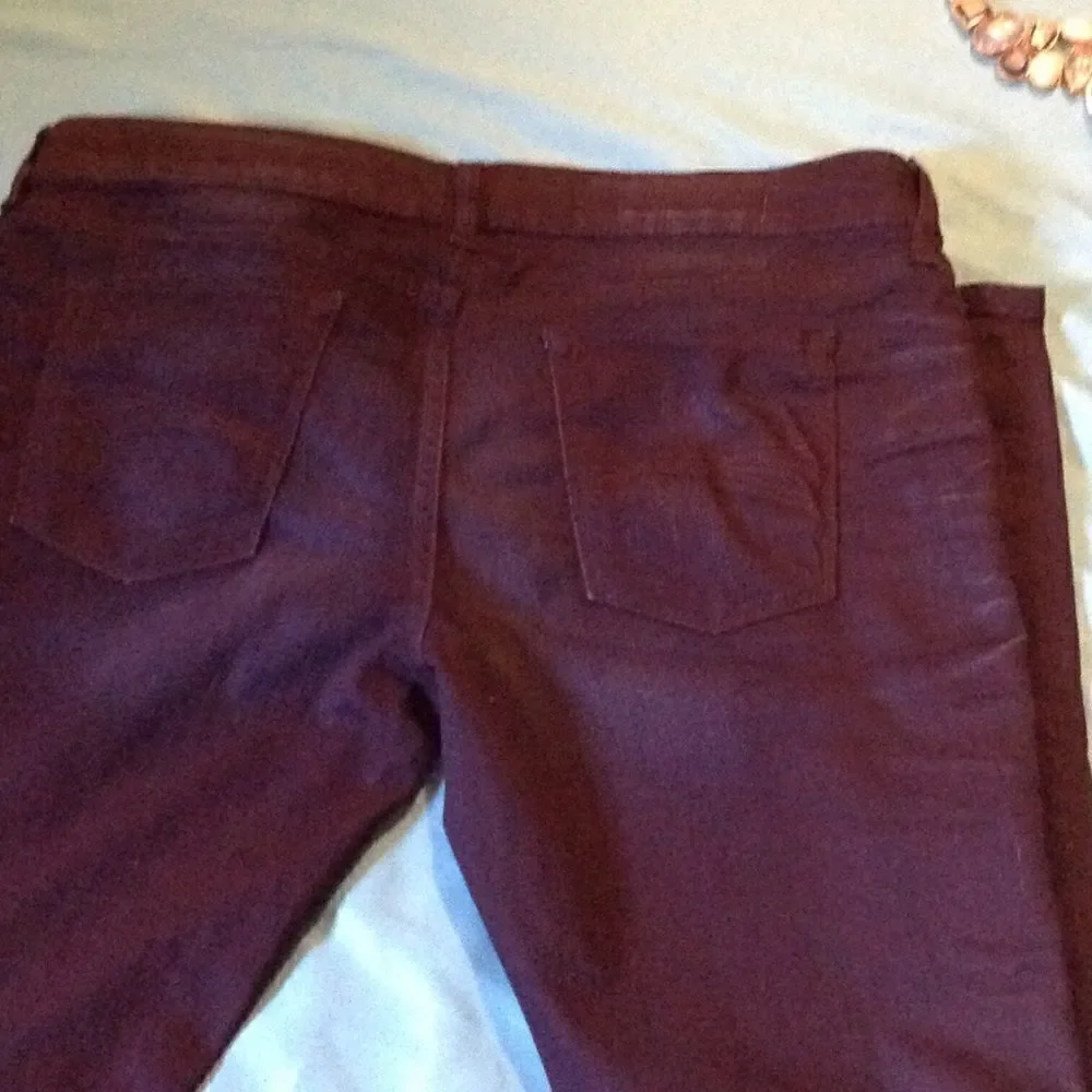 Ladies denim leggings in size 17 by Decree
